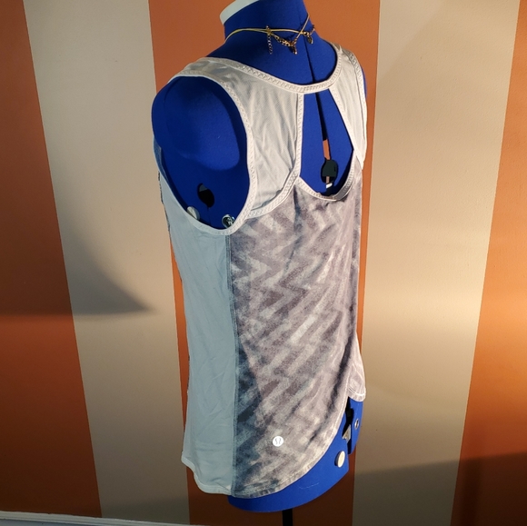 Lululemon Atlantic: Speed Squad TankBlazer - Picture 3 of 7